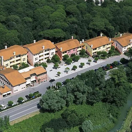 Aparthotel Tize