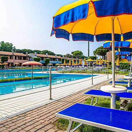 Tize Aparthotel *